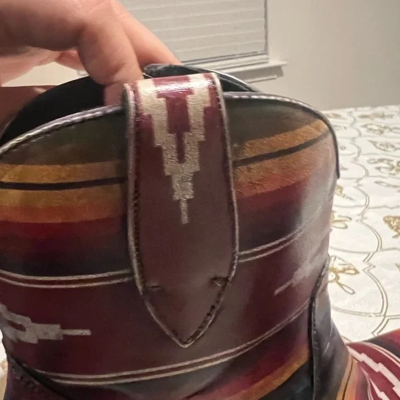 Ariat Serape Southwestern Ankle Boots 8.5B Western Cowgirl Festival Aztec boho - Picture 8 of 10